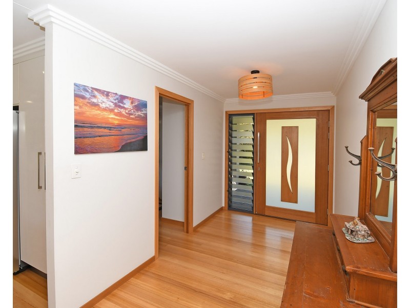 12 Garden Drive, Urangan QLD 4655