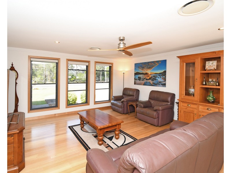 12 Garden Drive, Urangan QLD 4655