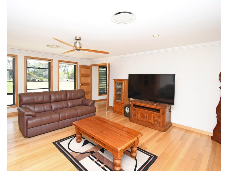 12 Garden Drive, Urangan QLD 4655