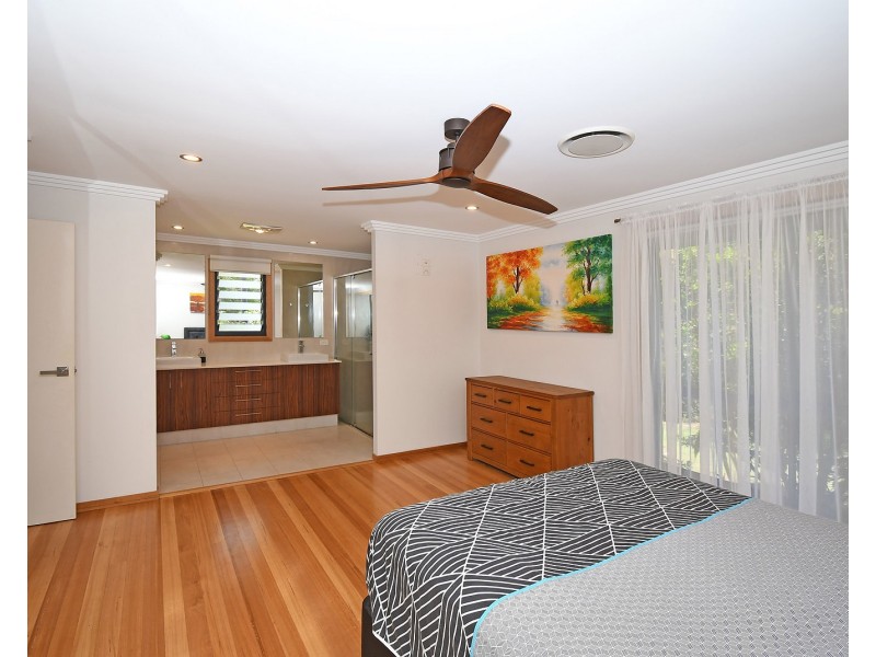 12 Garden Drive, Urangan QLD 4655