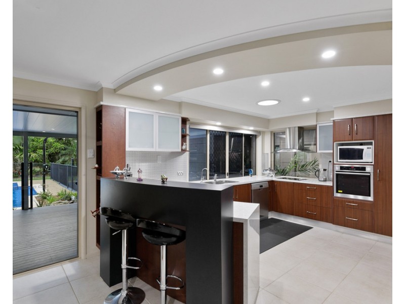 10-14 Mungara Court, Wondunna QLD 4655