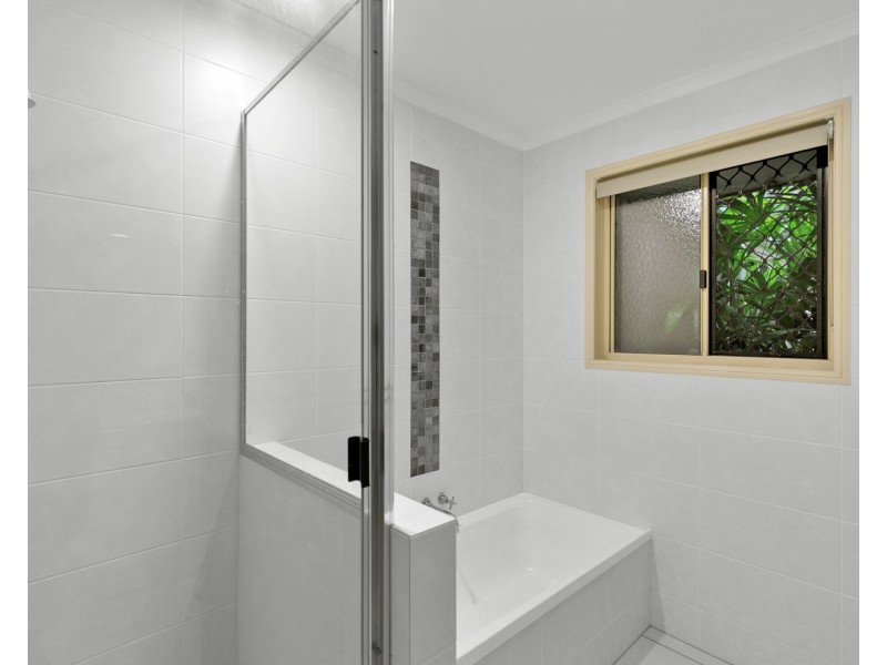 10-14 Mungara Court, Wondunna QLD 4655