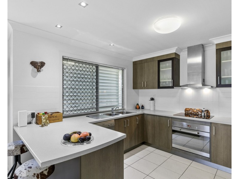 8 Barramundi Drive, Burrum Heads QLD 4659
