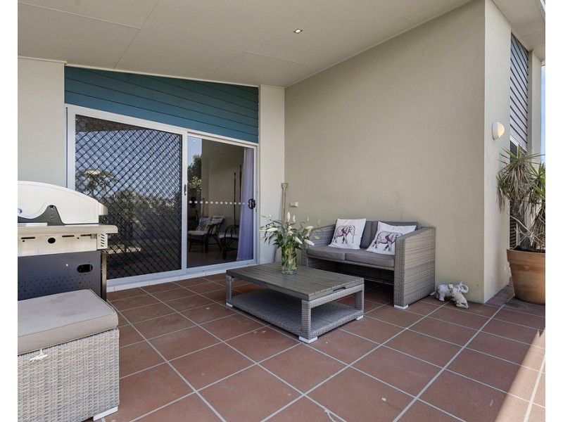 8 Barramundi Drive, Burrum Heads QLD 4659