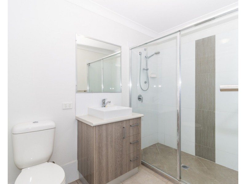 2/60 Tranquil Drive, Wondunna QLD 4655