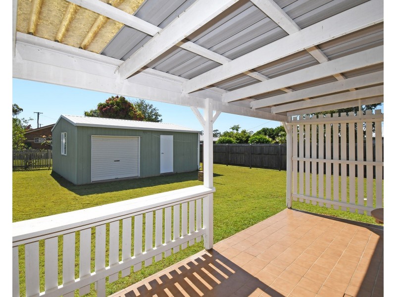 44 Barker Street, Point Vernon QLD 4655