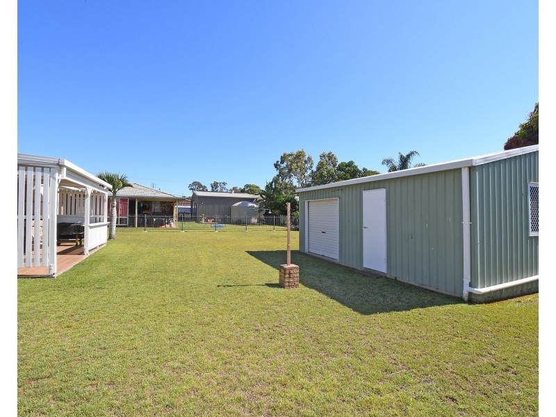 44 Barker Street, Point Vernon QLD 4655