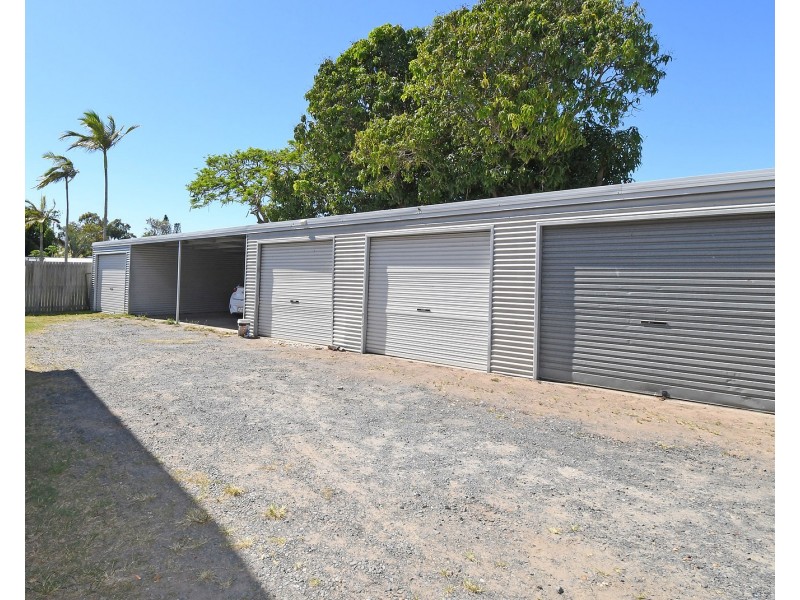 4/3 King Street, Urangan QLD 4655