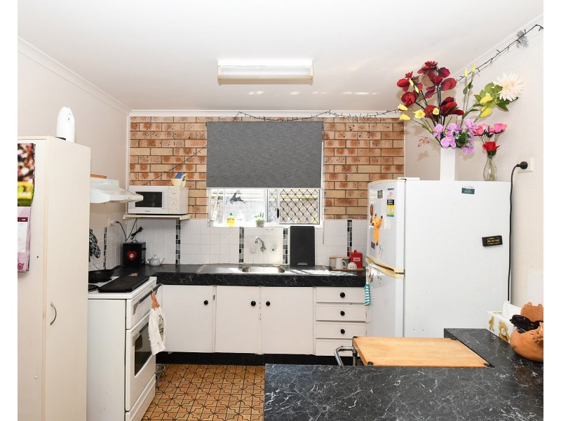 4/3 King Street, Urangan QLD 4655