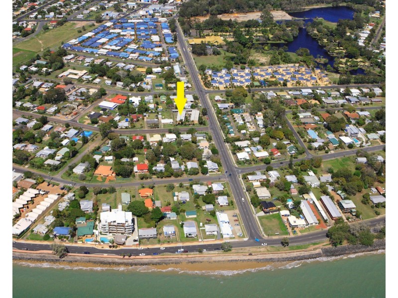 4/3 King Street, Urangan QLD 4655