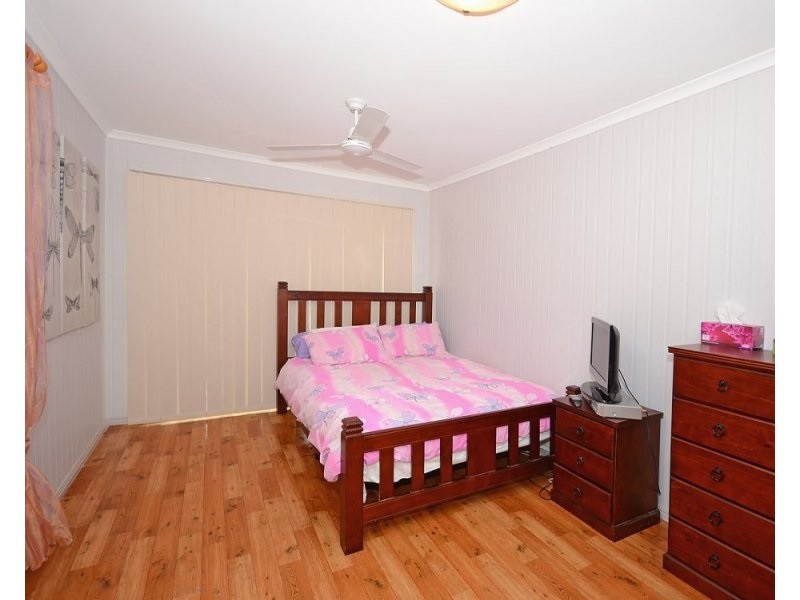 21 Wide Bay Drive, Eli Waters QLD 4655