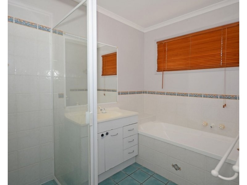 21 Wide Bay Drive, Eli Waters QLD 4655