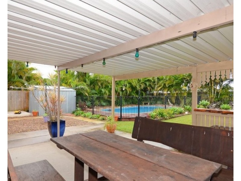 21 Wide Bay Drive, Eli Waters QLD 4655