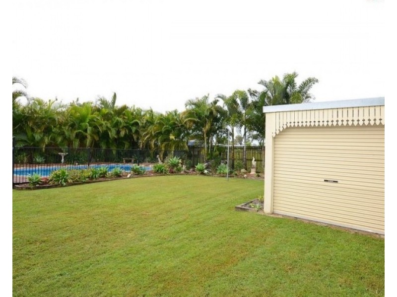 21 Wide Bay Drive, Eli Waters QLD 4655