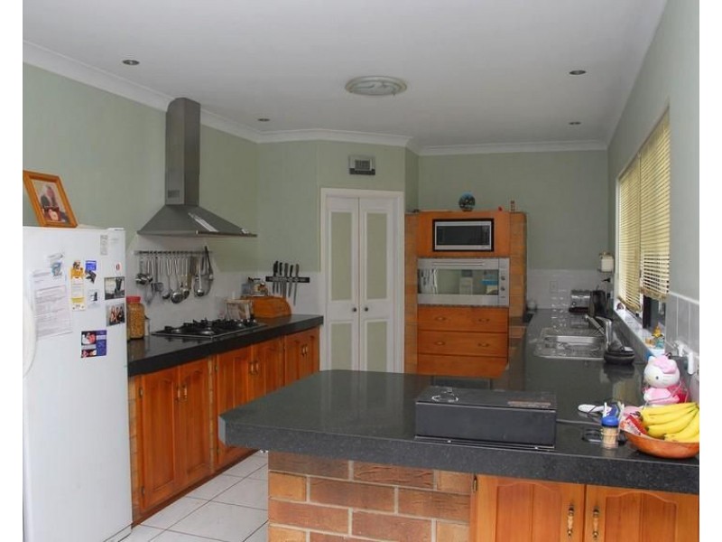 20 Finch Court, Walligan QLD 4655