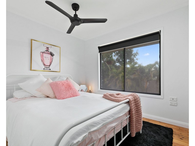 23 Holiday Parade, Scarness QLD 4655