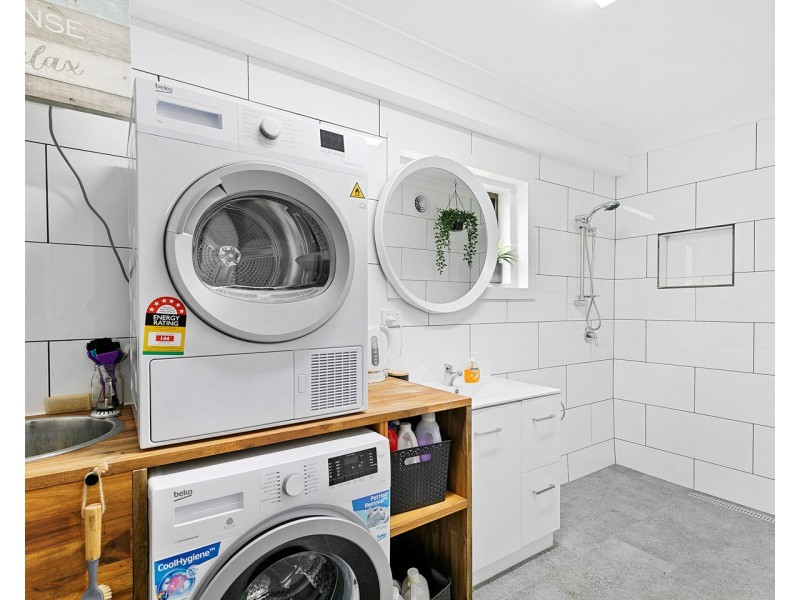 23 Holiday Parade, Scarness QLD 4655