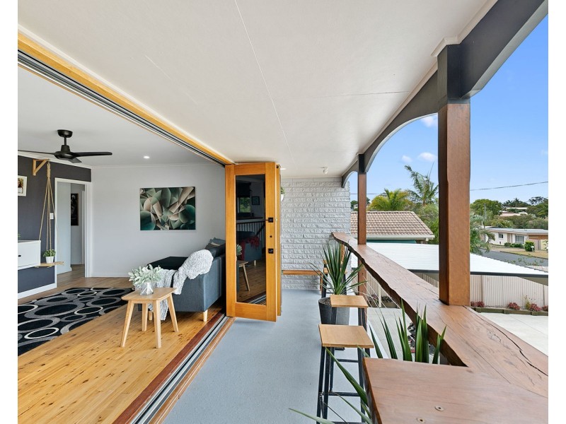 23 Holiday Parade, Scarness QLD 4655