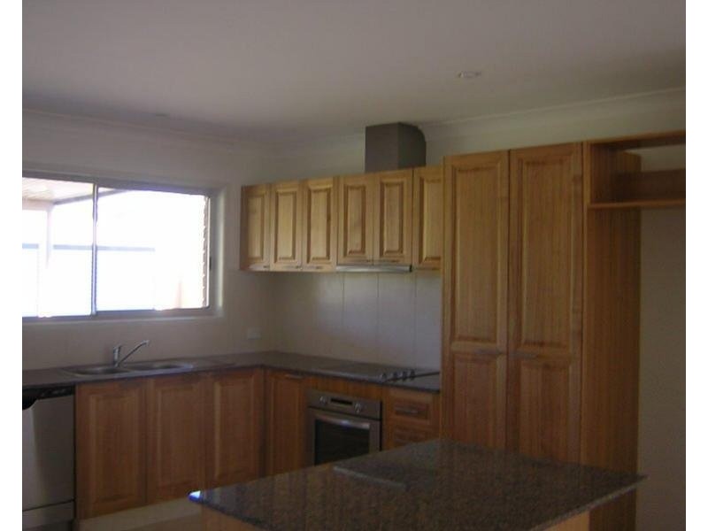 71 Urangan Street, Torquay QLD 4655