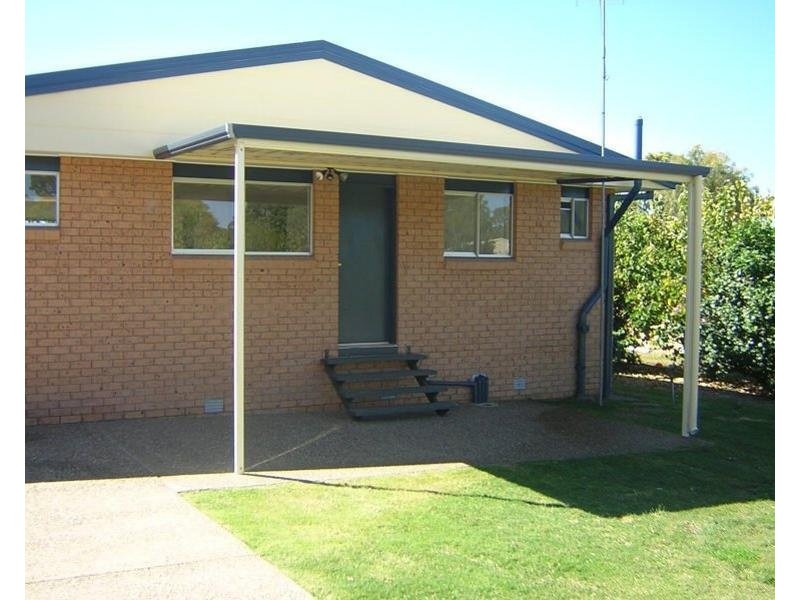 71 Urangan Street, Torquay QLD 4655