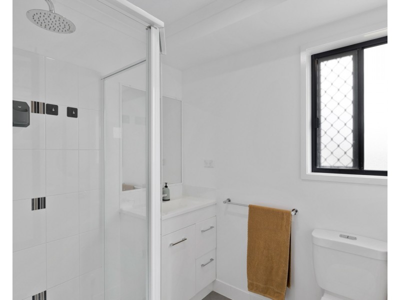 18 Empire Circuit, Dundowran QLD 4655