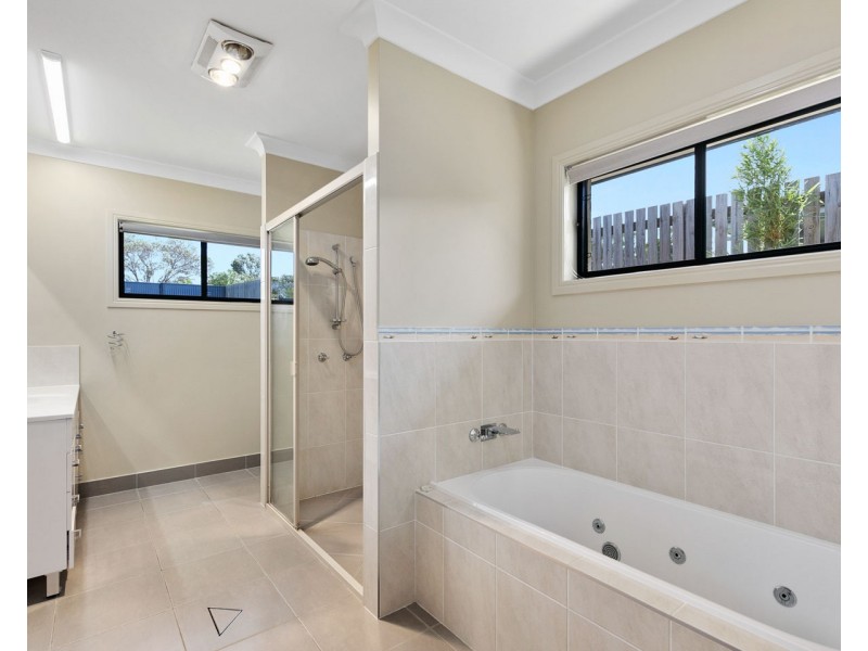 99 Bay Park Road, Wondunna QLD 4655