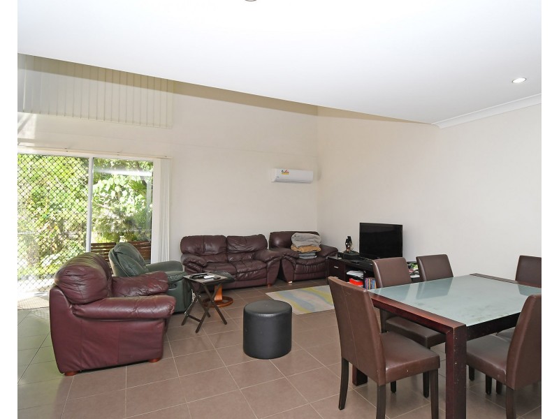 25/71 Elizabeth St, Urangan QLD 4655