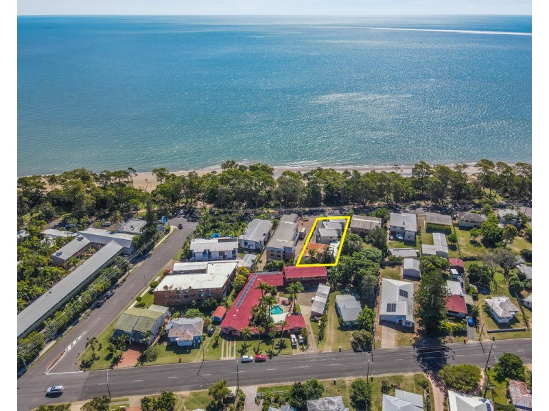 2/480 Esplanade, Torquay QLD 4655