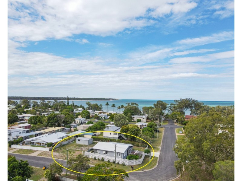 17 Dudley Street, Burrum Heads QLD 4659