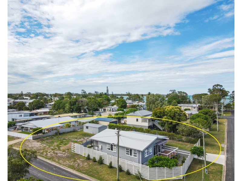 17 Dudley Street, Burrum Heads QLD 4659