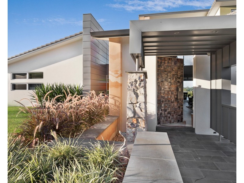 29-31 Hennessy Drive, Dundowran Beach QLD 4655