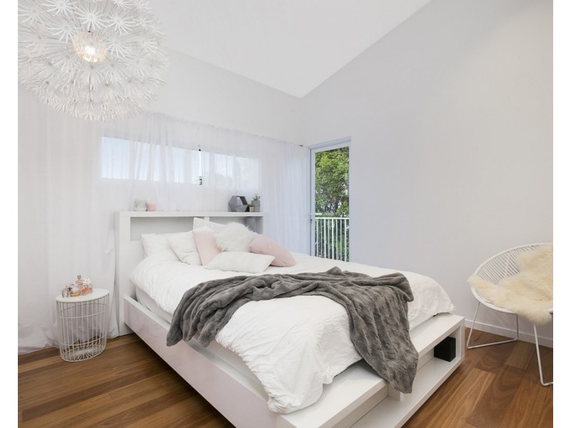 29-31 Hennessy Drive, Dundowran Beach QLD 4655