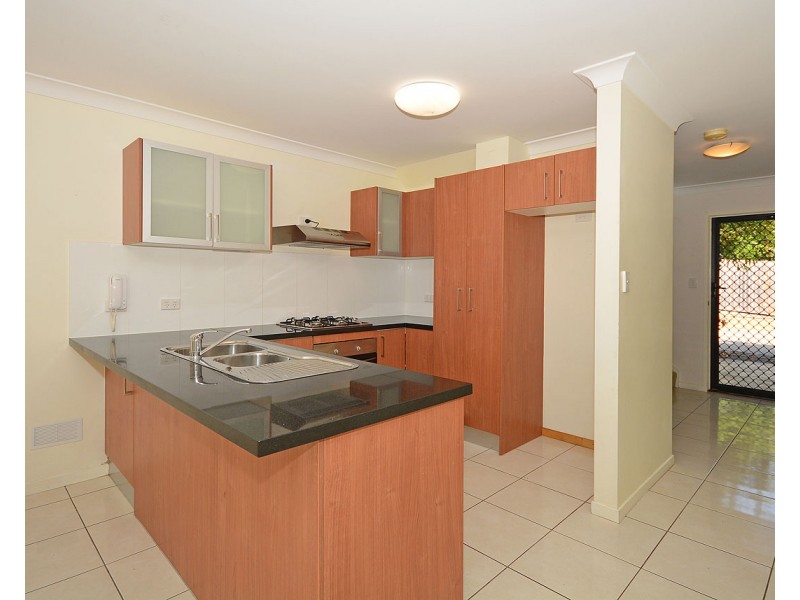 25/654 Esplanade, Urangan QLD 4655