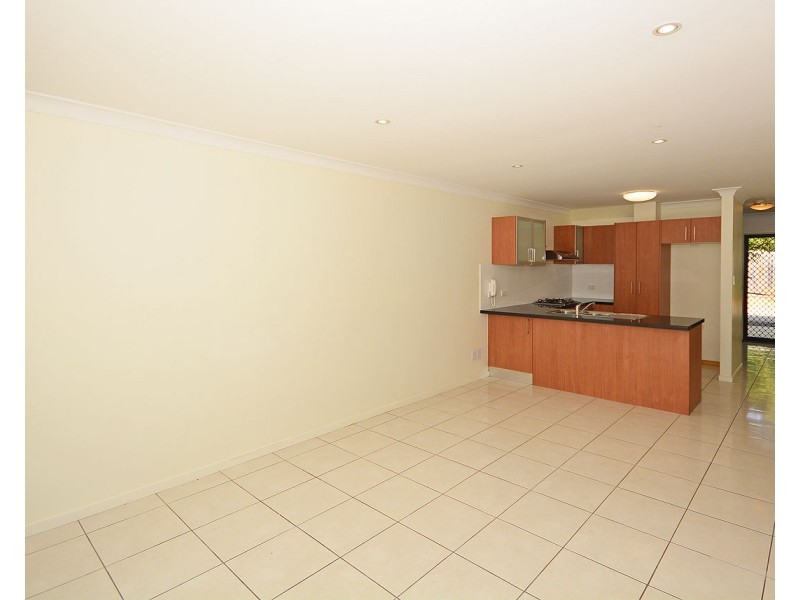 25/654 Esplanade, Urangan QLD 4655