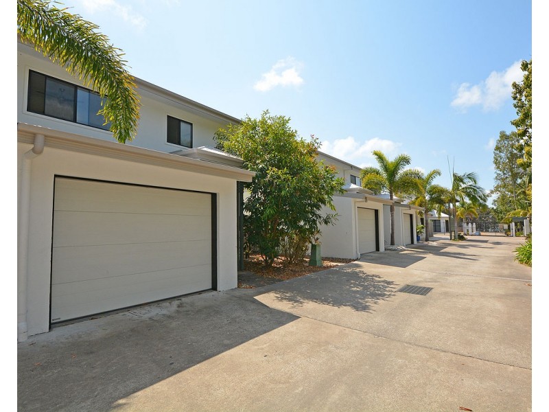 25/654 Esplanade, Urangan QLD 4655