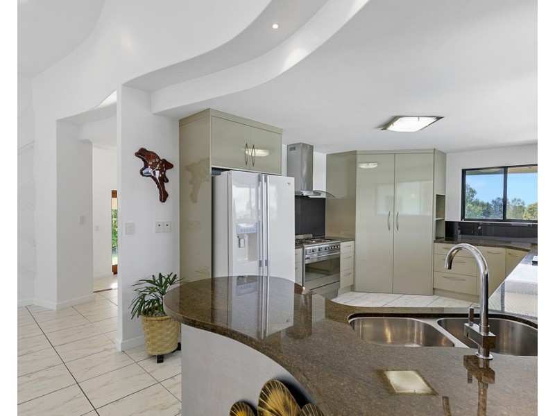 5 Watermans Way, River Heads QLD 4655