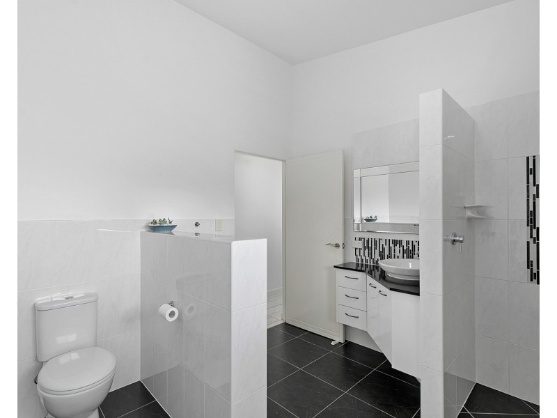 5 Watermans Way, River Heads QLD 4655