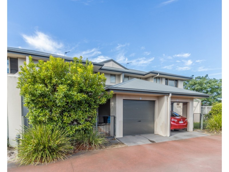25/1 Ibis Boulevard, Eli Waters QLD 4655