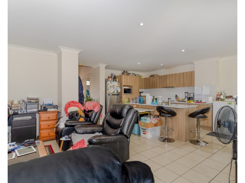25/1 Ibis Boulevard, Eli Waters QLD 4655
