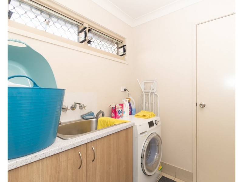 25/1 Ibis Boulevard, Eli Waters QLD 4655