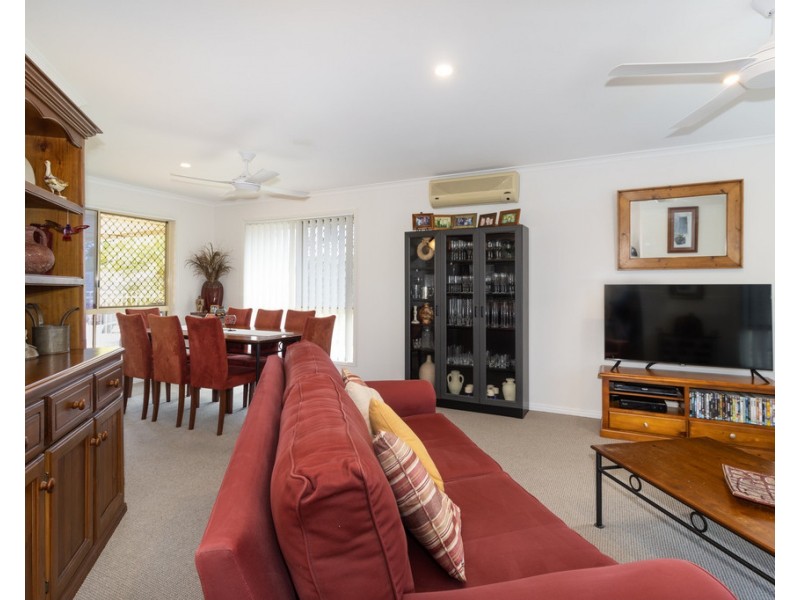 6 Butcherbird Close, Eli Waters QLD 4655