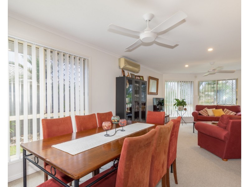 6 Butcherbird Close, Eli Waters QLD 4655