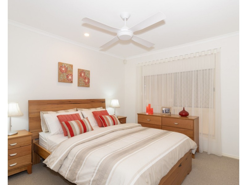 6 Butcherbird Close, Eli Waters QLD 4655