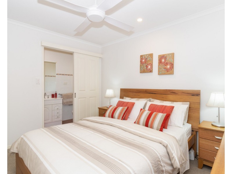 6 Butcherbird Close, Eli Waters QLD 4655