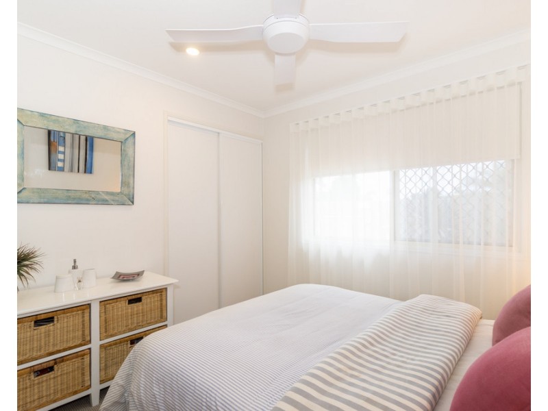 6 Butcherbird Close, Eli Waters QLD 4655