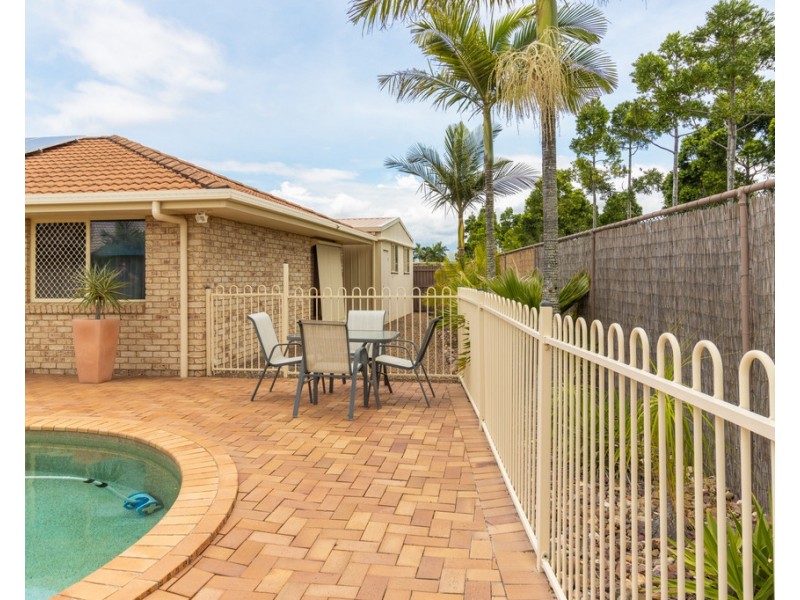 6 Butcherbird Close, Eli Waters QLD 4655