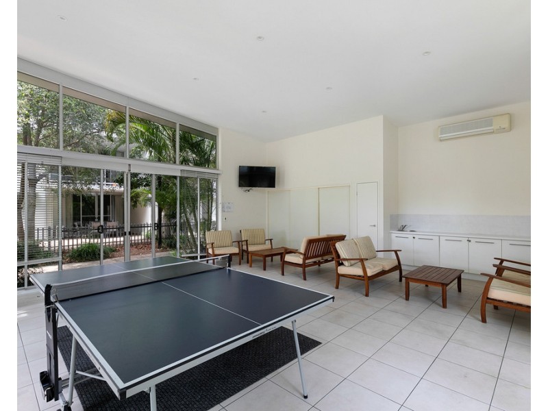 30/68 Pulgul Street, Urangan QLD 4655