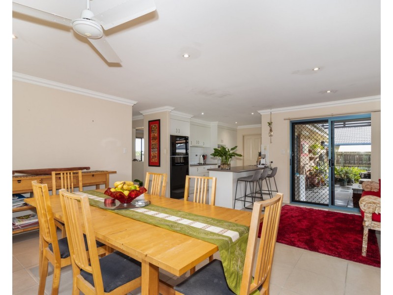 25 Abbey Court, Kawungan QLD 4655
