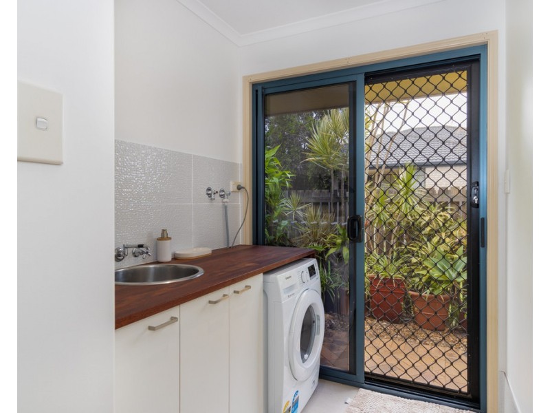 25 Abbey Court, Kawungan QLD 4655
