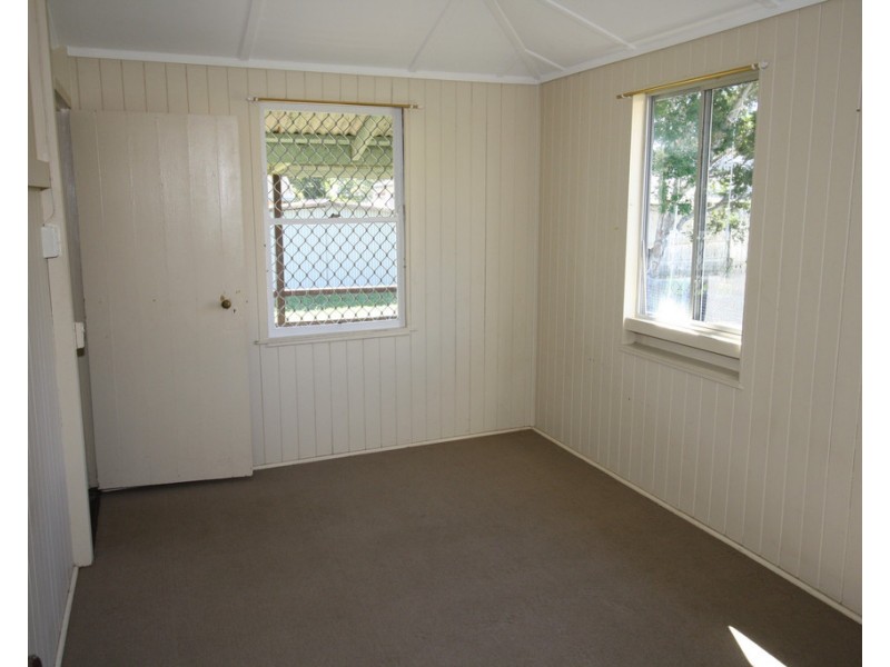 150 Torquay Road, Scarness QLD 4655